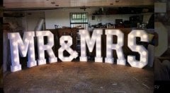 MR & MRS IŞIKLI HARF
